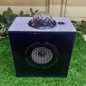 BRAND NEW WITH TAGS Bling Edition Wireless Beat Box